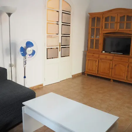 Casa En El Centro De Villa